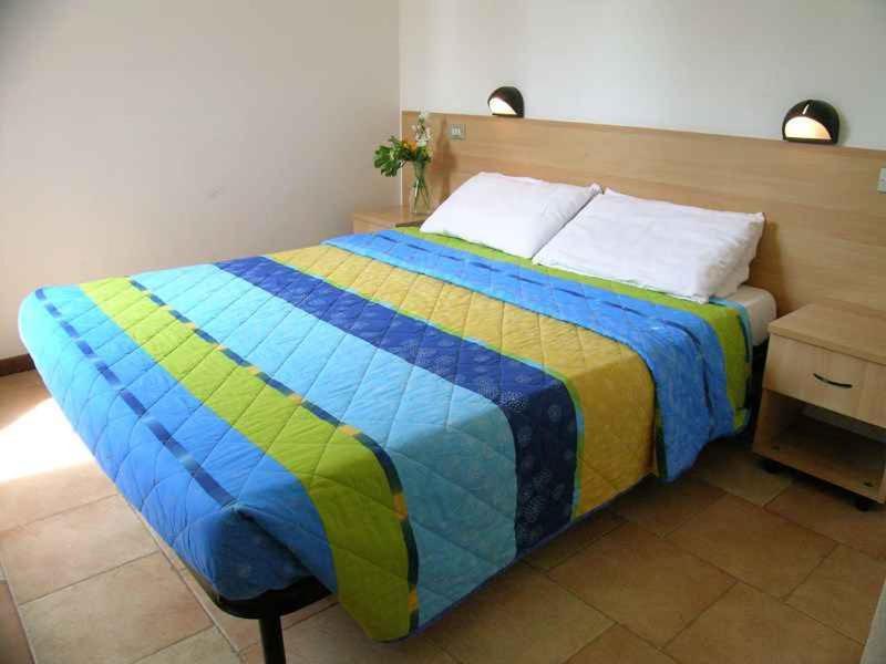 Apartamento Camping Bella Italia In Peschiera Del Garda - Gardasee Exterior foto